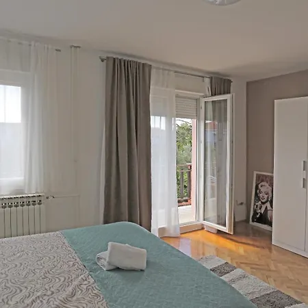 Sweet Mary Apartamento *